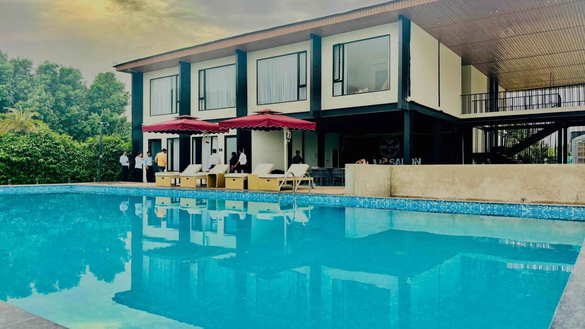 Vintclub Resort Lucknow Luaran gambar