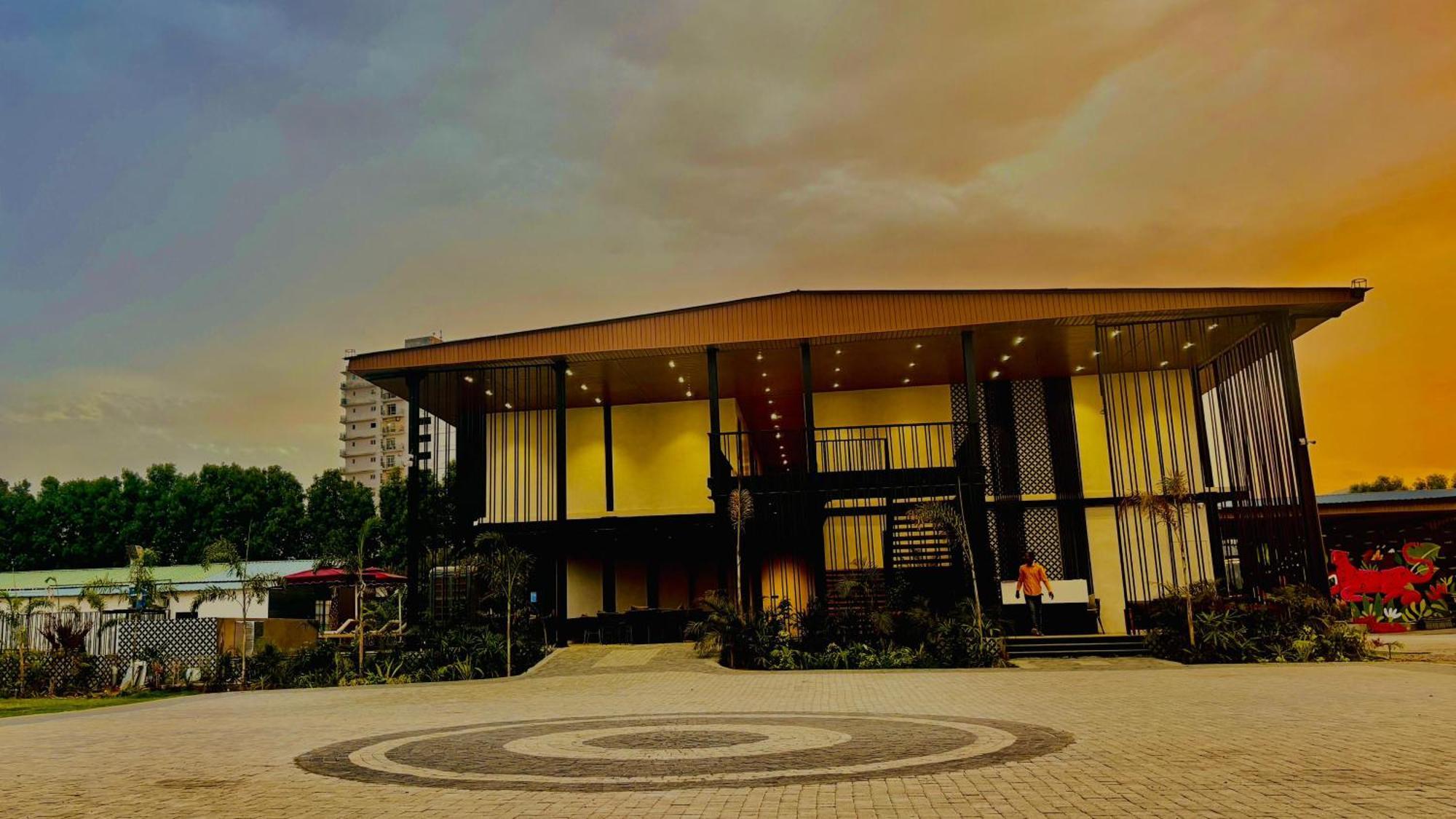 Vintclub Resort Lucknow Luaran gambar