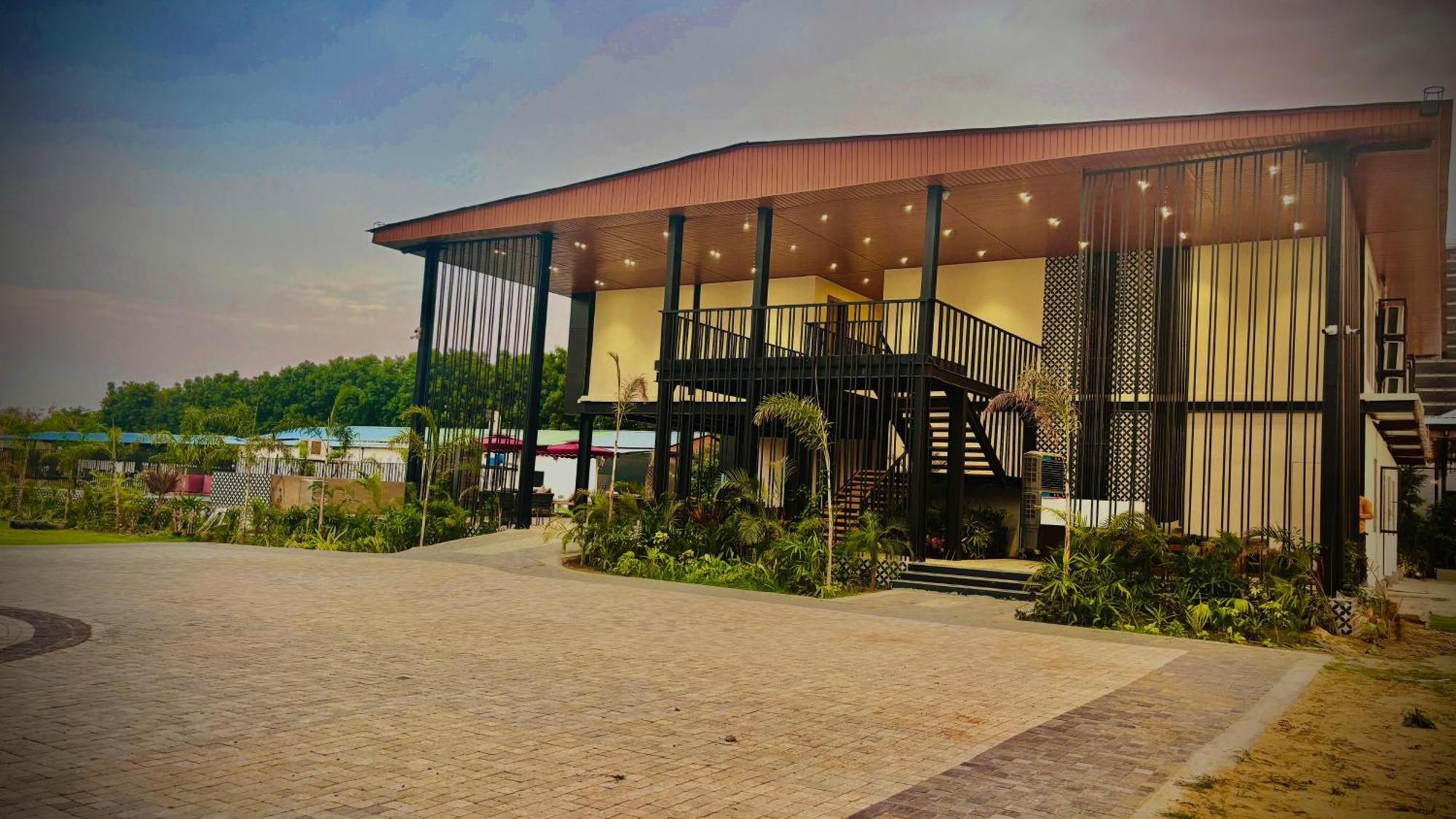Vintclub Resort Lucknow Luaran gambar